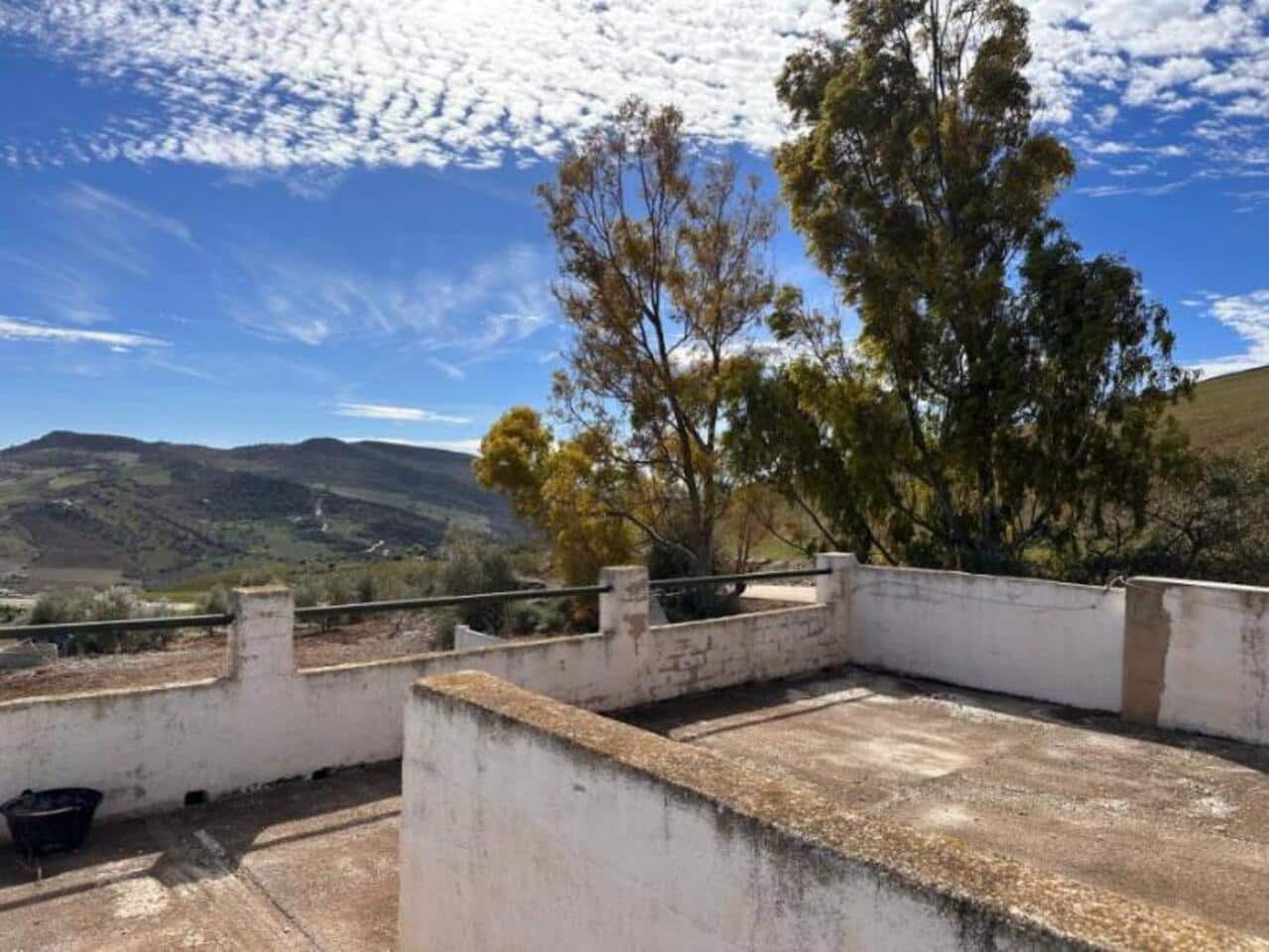 3 camera da letto Finca/Casa di Campagna in vendita in Alora con piscina garage - 145.000 € (Rif: 9231792)