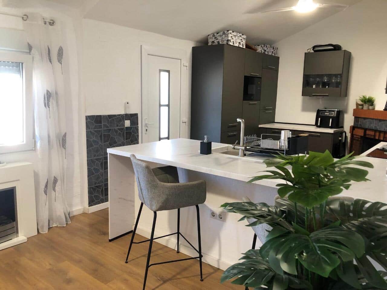 2 soveværelse Finca/Landehus til salg i Pizarra med garage - € 280.000 (Ref: 9242406)