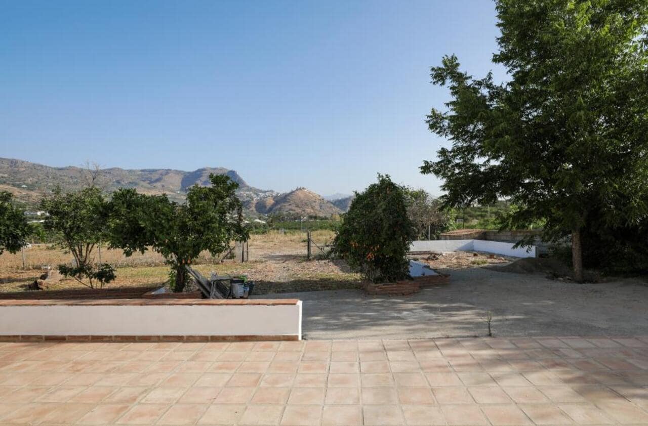 4 soveværelse Finca/Landehus til salg i Alora med swimmingpool garage - € 345.000 (Ref: 9246065)