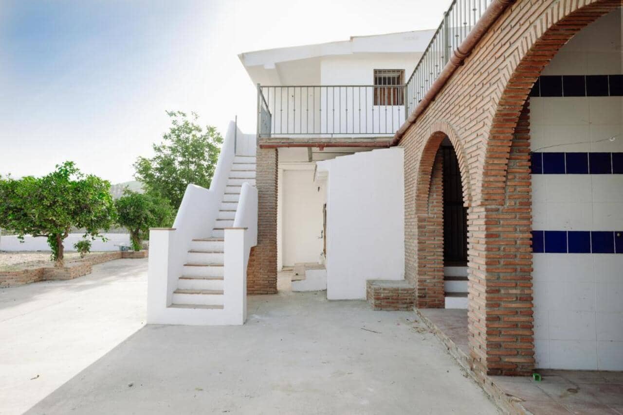 4 soveværelse Finca/Landehus til salg i Alora med swimmingpool garage - € 345.000 (Ref: 9246065)