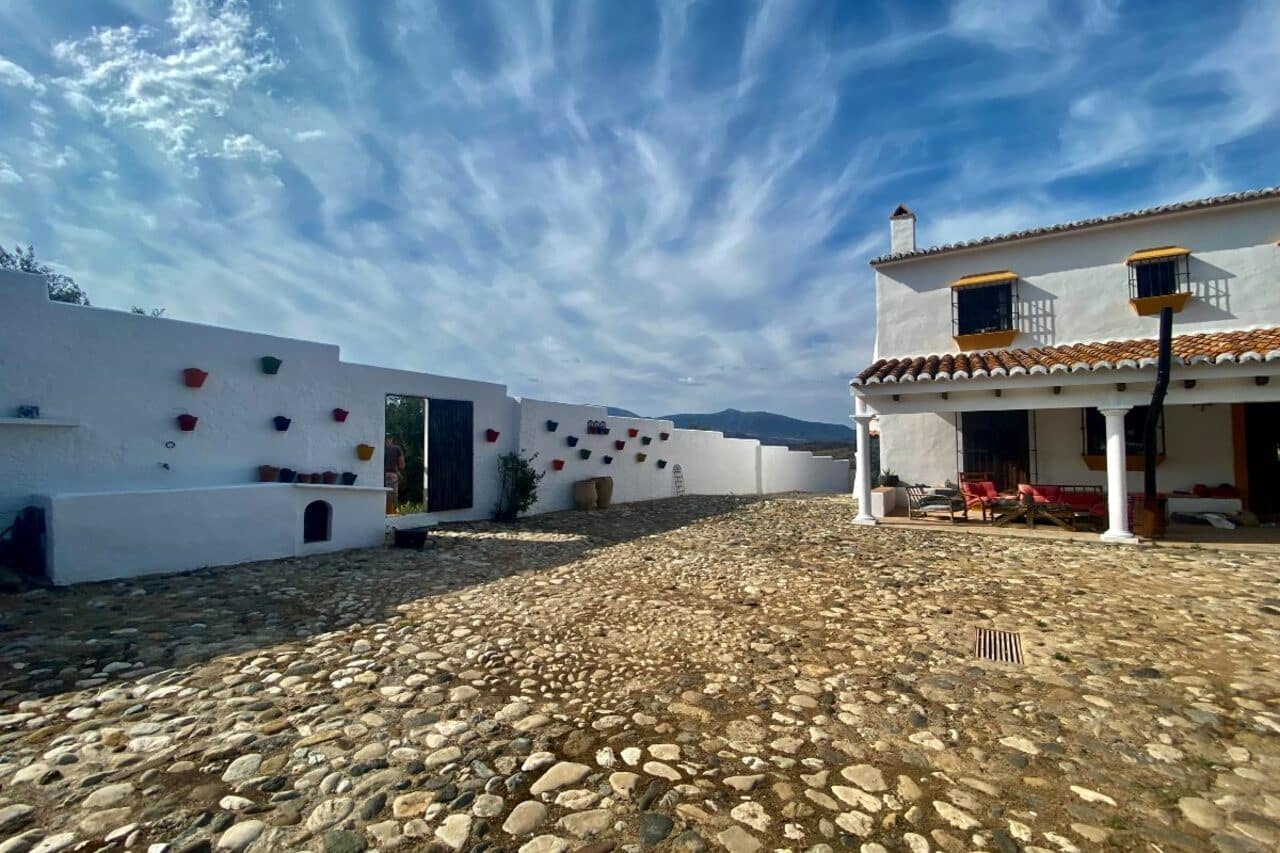 4 bedroom Finca/Country House for sale in Alora with pool garage - € 685,000 (Ref: 9293865)