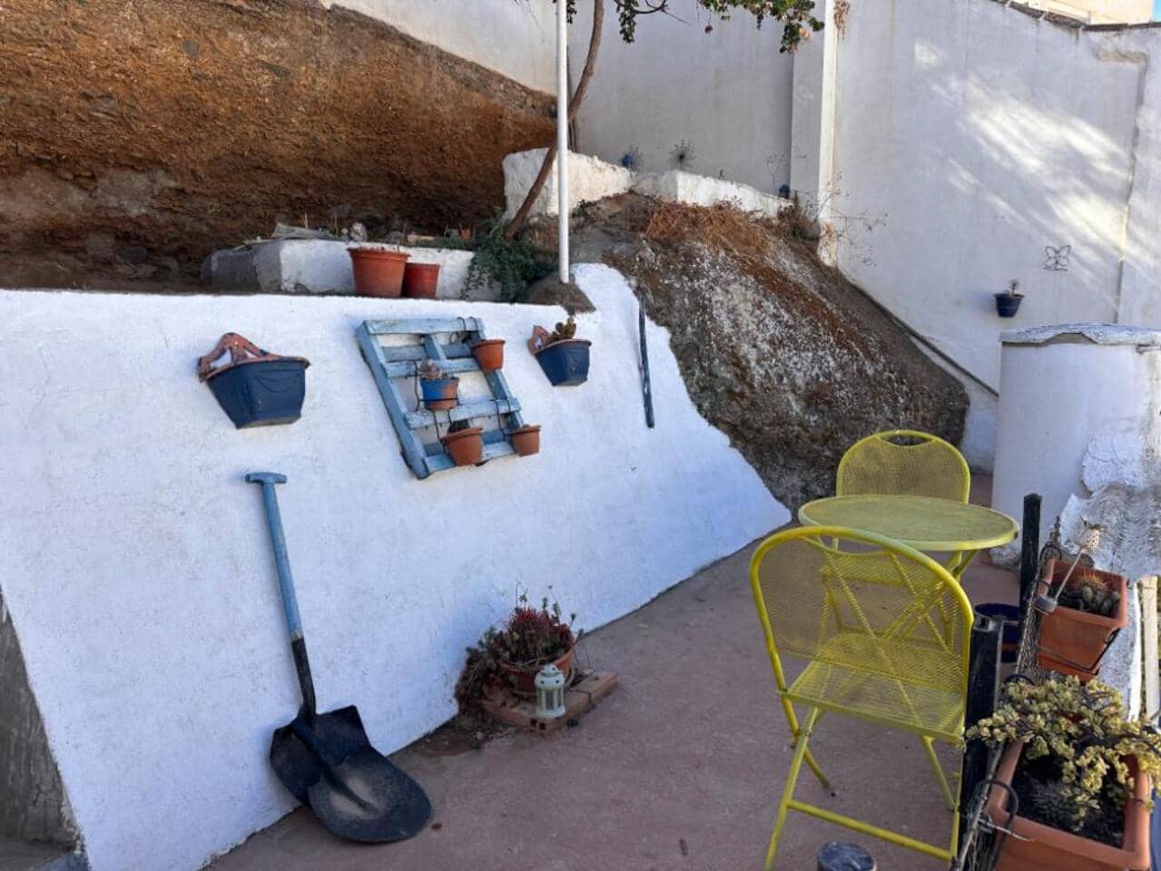 5 sovrum Hus till salu i Alora med garage - 147 500 € (Ref: 9352096)