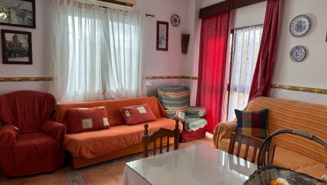 2 makuuhuone Maalaistalo myytävänä paikassa Alora mukana uima-altaan 
autotalli - 210 000 € (Ref: 9444867)