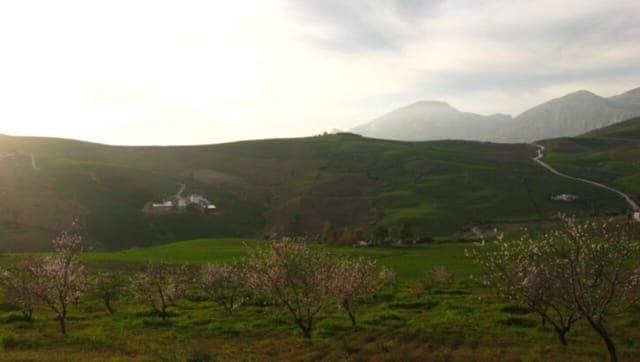 Finca/Landehus til salg i Valle de Abdalajís med garage - € 169.000 (Ref: 9444870)