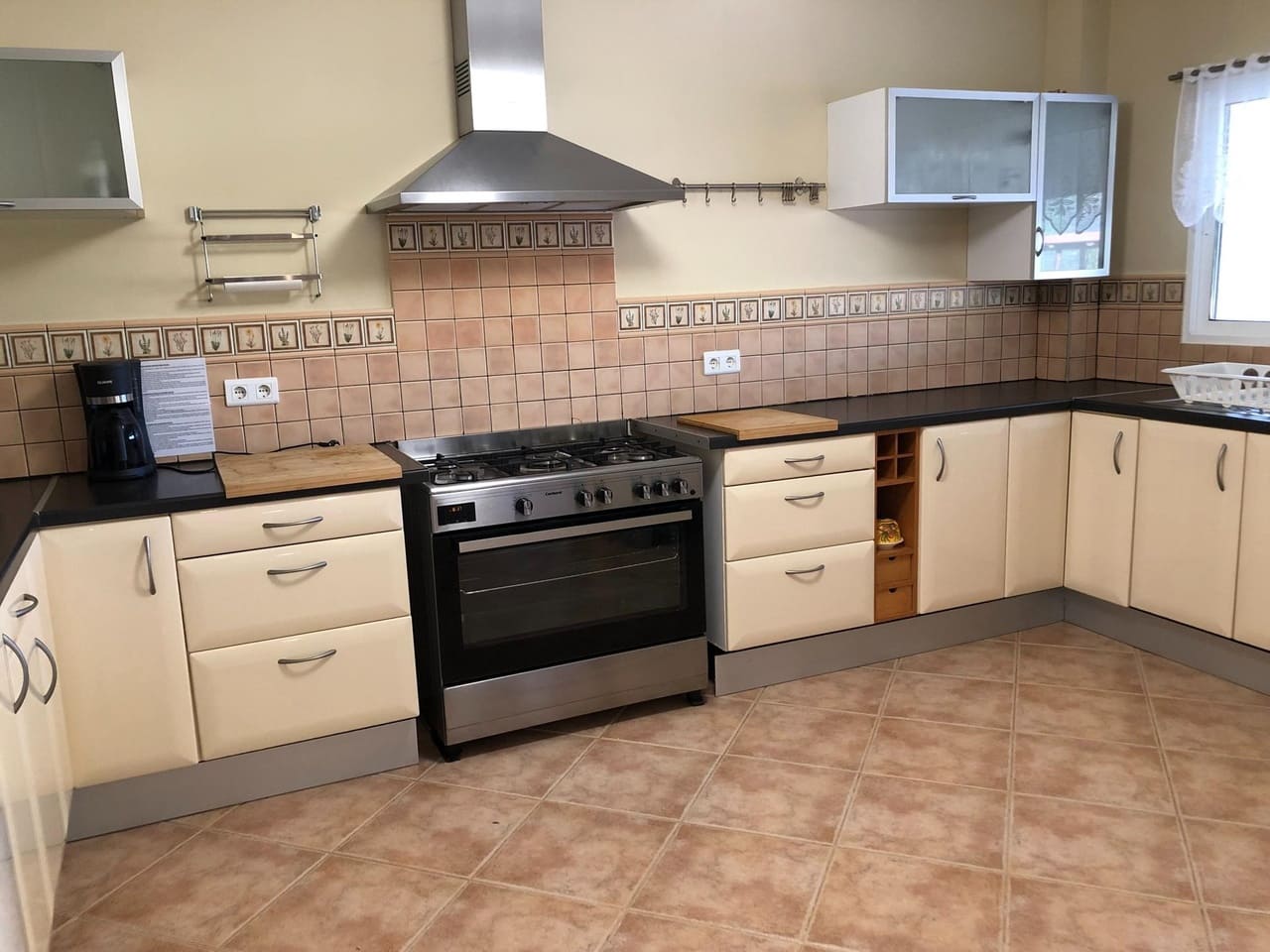 3 bedroom Villa for sale in Valle de Abdalajis with pool garage - € 350,000 (Ref: 9500735)