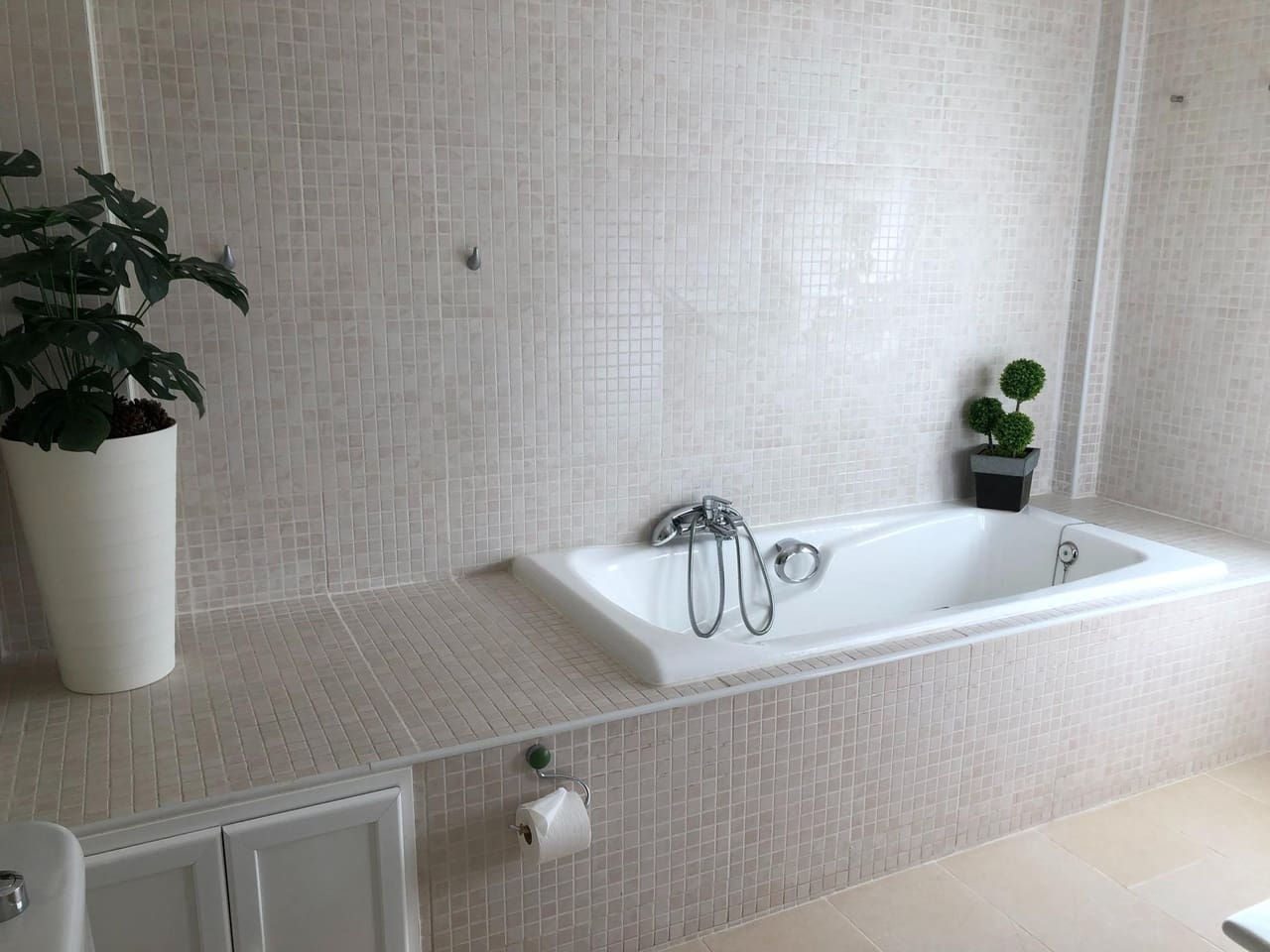 3 bedroom Villa for sale in Valle de Abdalajis with pool garage - € 350,000 (Ref: 9500735)