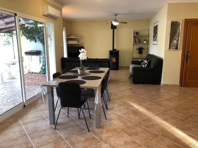 3 bedroom Villa for sale in Valle de Abdalajís with pool garage - € 350,000 (Ref: 9500735)