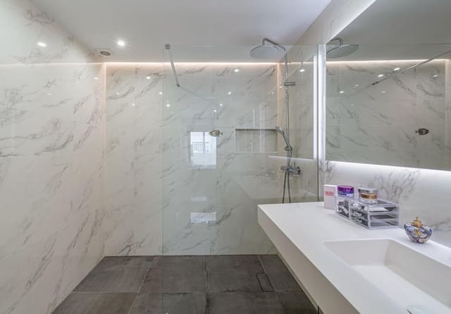 3 soverom Leilighet til salgs i Nueva Andalucia, Marbella med svømmebasseng - € 730 000 (Ref: 9542451)