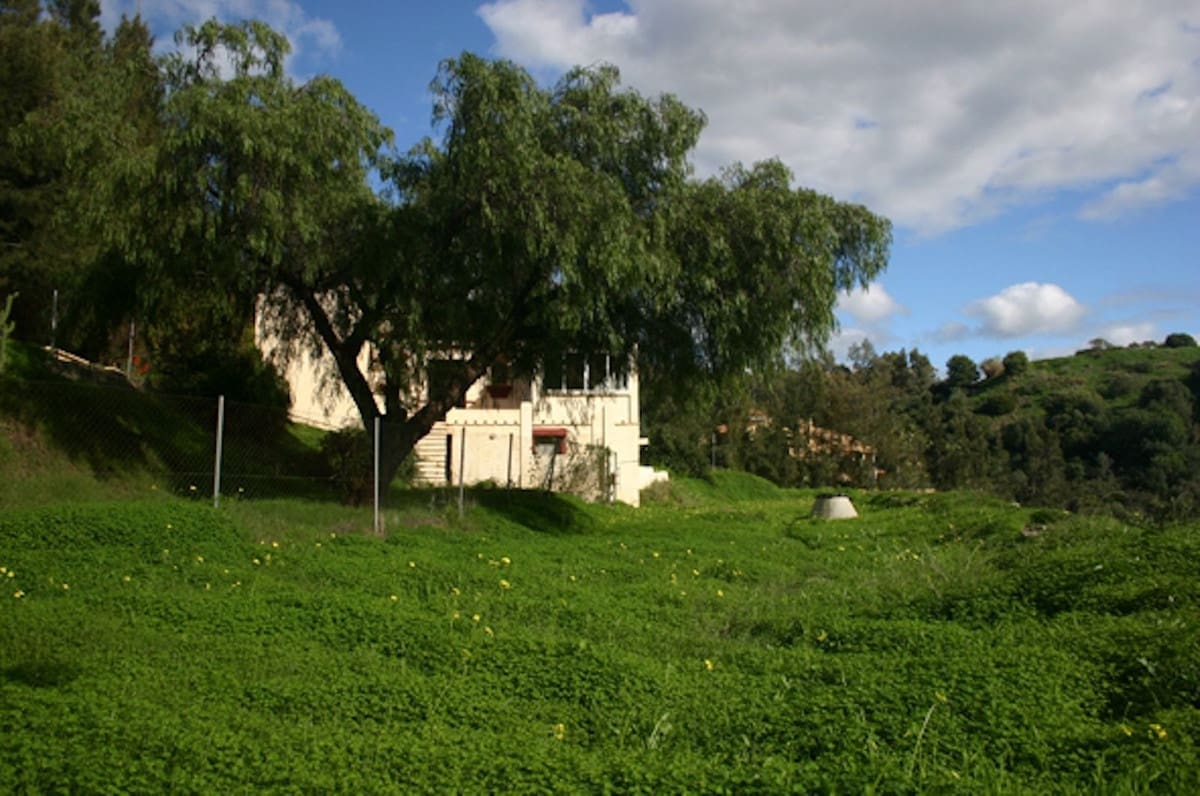 2 makuuhuone Huvila myytävänä paikassa Benahavis - 1 350 000 € (Ref: 9542464)