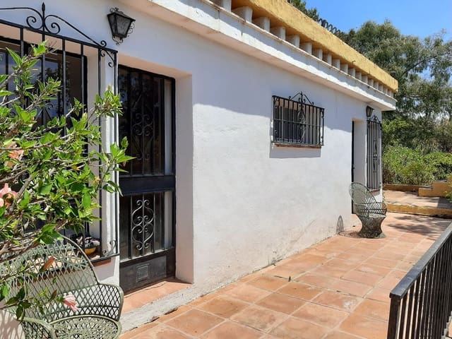 4 bedroom Villa for sale in Mijas with pool - € 560,000 (Ref: 9609503)