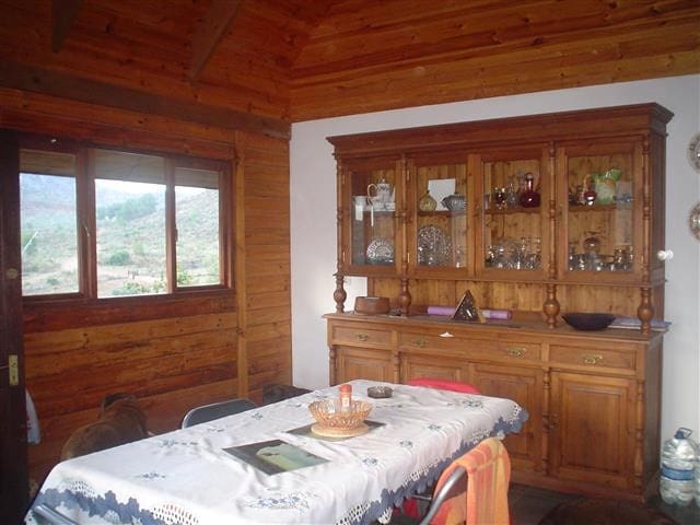 Chalet de 3 habitaciones en Ardales en venta con piscina - 425.000 € (Ref: 9609504)