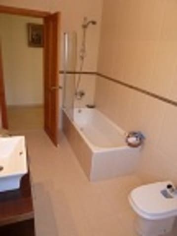 9 Zimmer Villa zu verkaufen in Valle de Abdalajís - 525.000 € (Ref: 9610059)