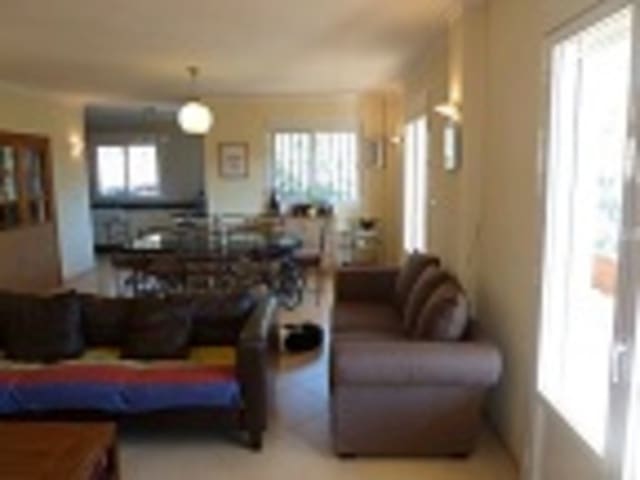 9 Zimmer Villa zu verkaufen in Valle de Abdalajís - 525.000 € (Ref: 9610059)