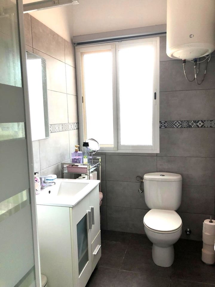 5 soveværelse Byhus til salg i Bermejo med swimmingpool garage - € 375.000 (Ref: 9614303)