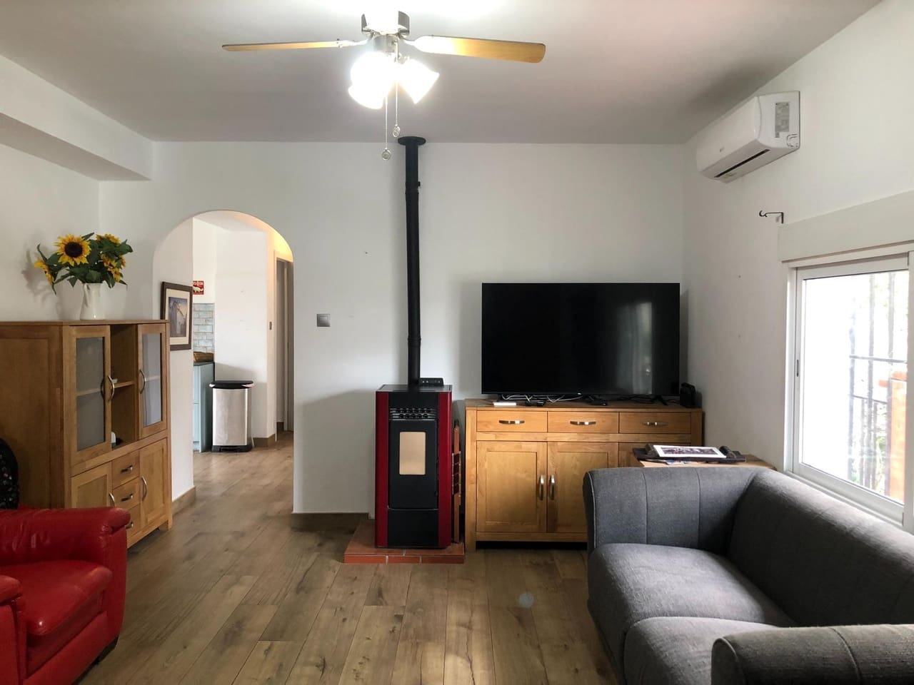 5 soveværelse Byhus til salg i Bermejo med swimmingpool garage - € 375.000 (Ref: 9614303)