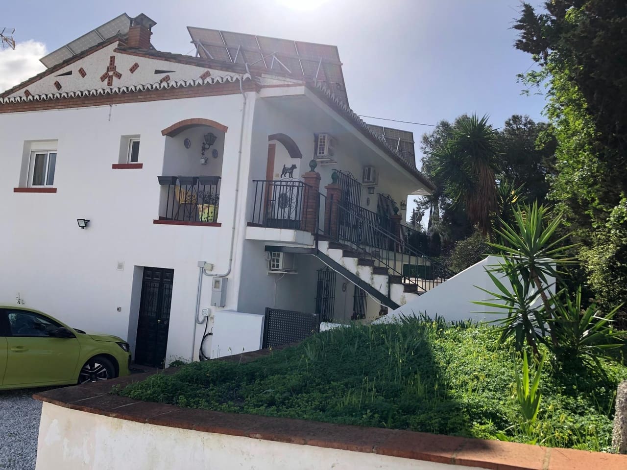 5 soveværelse Byhus til salg i Bermejo med swimmingpool garage - € 375.000 (Ref: 9614303)