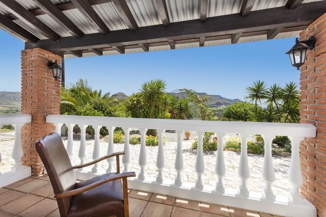 Finca/Casa Rural de 4 habitaciones en Pizarra en venta con piscina - 450.000 € (Ref: 9614306)