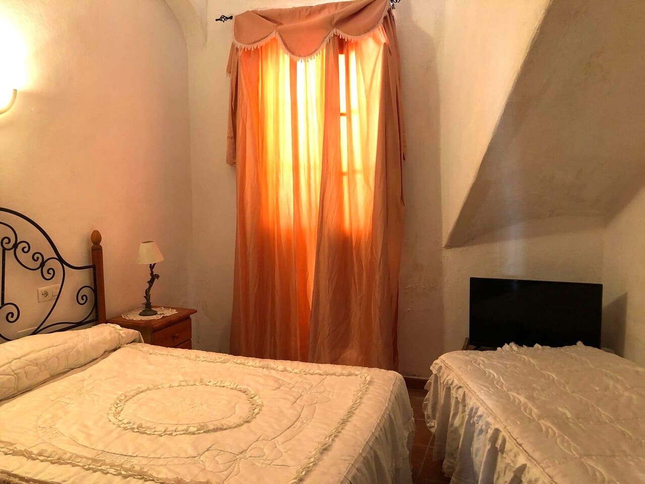 3 slaapkamer Commercieel te koop in Alora - € 260.000 (Ref: 9730884)