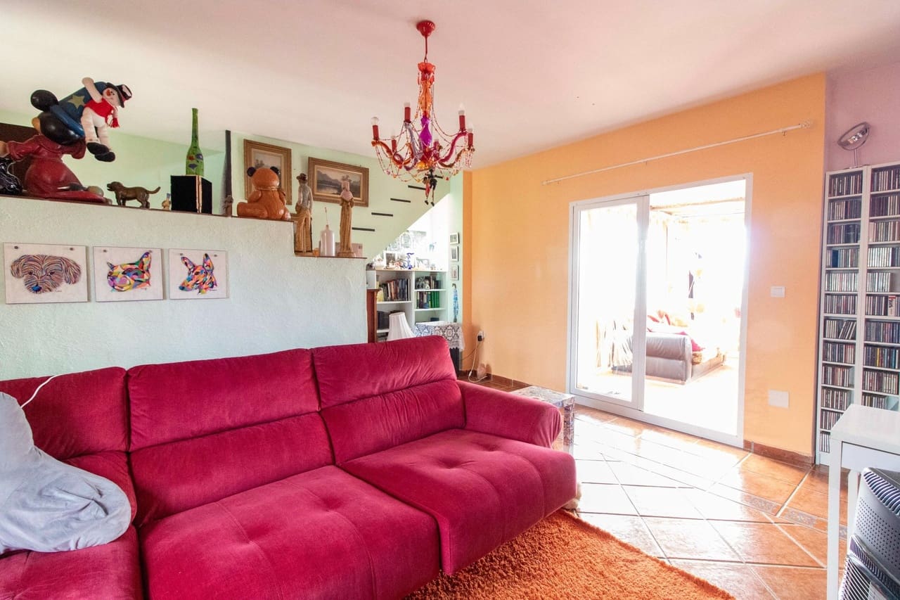 Chalet de 4 habitaciones en Alora en venta con piscina garaje - 260.000 € (Ref: 9759589)