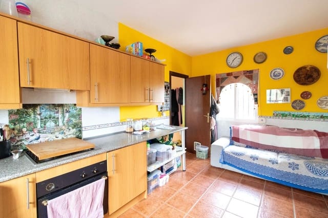 Chalet de 4 habitaciones en Alora en venta con piscina garaje - 260.000 € (Ref: 9759589)