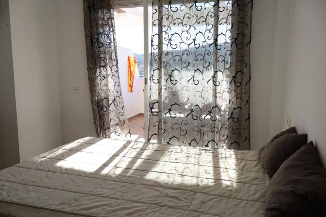 2 makuuhuone Kattohuoneisto myytävänä paikassa Alora mukana uima-altaan - 189 000 € (Ref: 9759590)