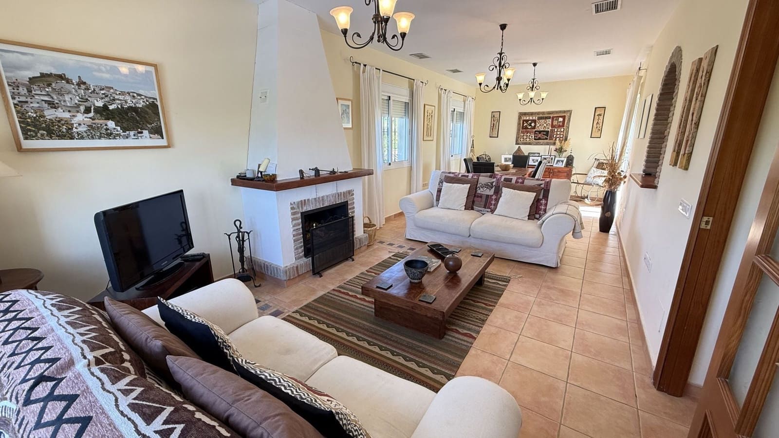 Finca/Casa Rural de 4 habitaciones en Alora en venta con piscina - 699.000 € (Ref: 9910975)