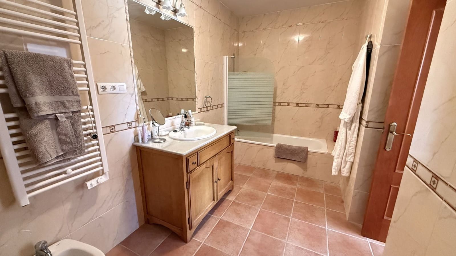 Finca/Casa Rural de 4 habitaciones en Alora en venta con piscina - 699.000 € (Ref: 9910975)