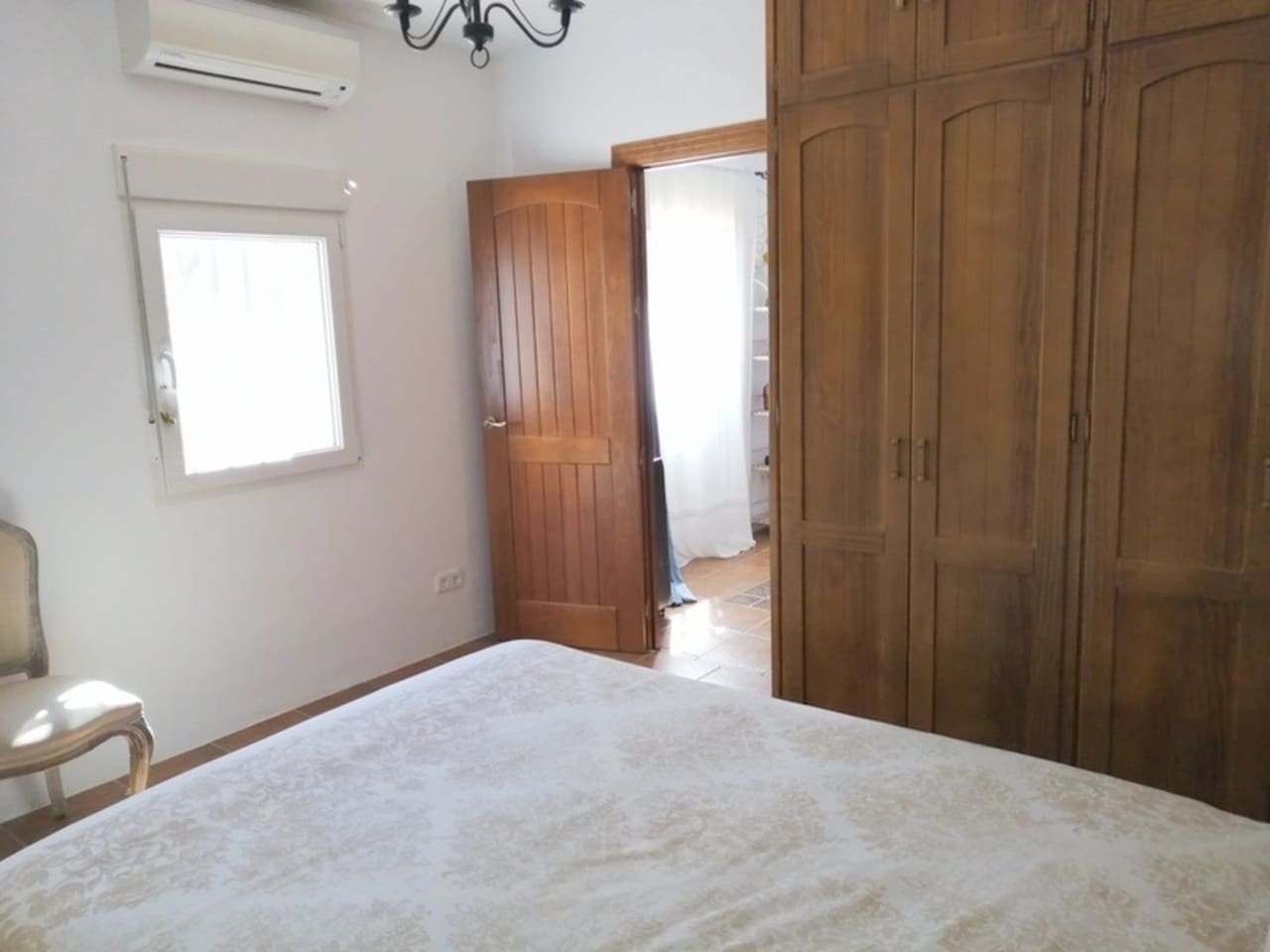Chalet de 3 habitaciones en Bermejo en venta con piscina - 340.000 € (Ref: 9977862)