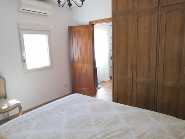 Chalet de 3 habitaciones en Bermejo, Alora en venta con piscina - 340.000 € (Ref: 9977862)