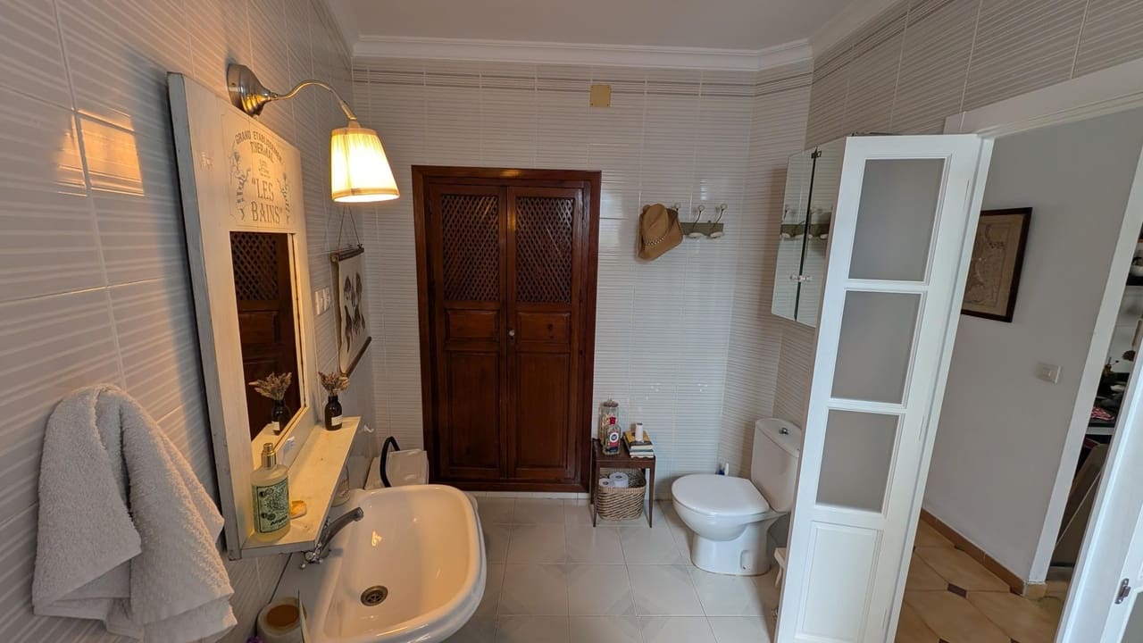 3 soveværelse Byhus til salg i Alora med garage - € 325.000 (Ref: 9977864)