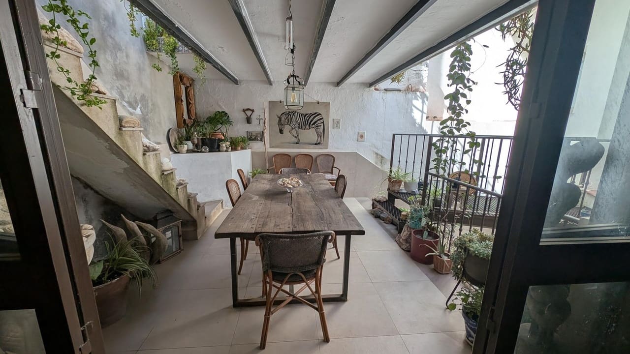 3 soveværelse Byhus til salg i Alora med garage - € 325.000 (Ref: 9977864)