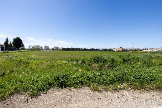 5 soveværelse Finca/Landehus til salg i Pedanias de Granada, Granada by med swimmingpool garage - € 680.000 (Ref: 9135717)