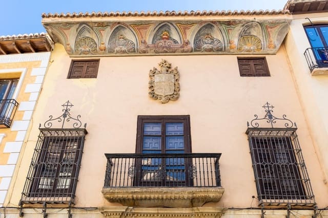 10 soveværelse Byhus til salg i Guadix - € 345.000 (Ref: 9135720)