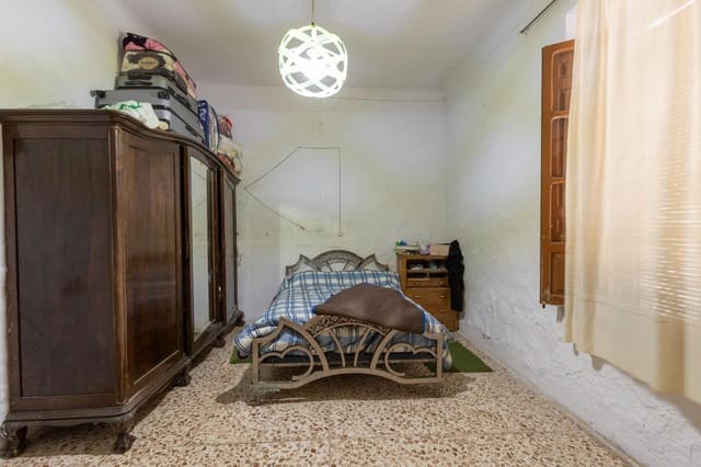 4 soveværelse Finca/Landehus til salg i Chimeneas med garage - € 69.900 (Ref: 9135807)