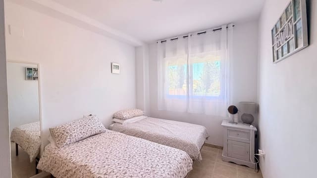 3 sypialnia Apartament na sprzedaż w Casares z basenem garażem - 315 000 € (Ref: 10000201)