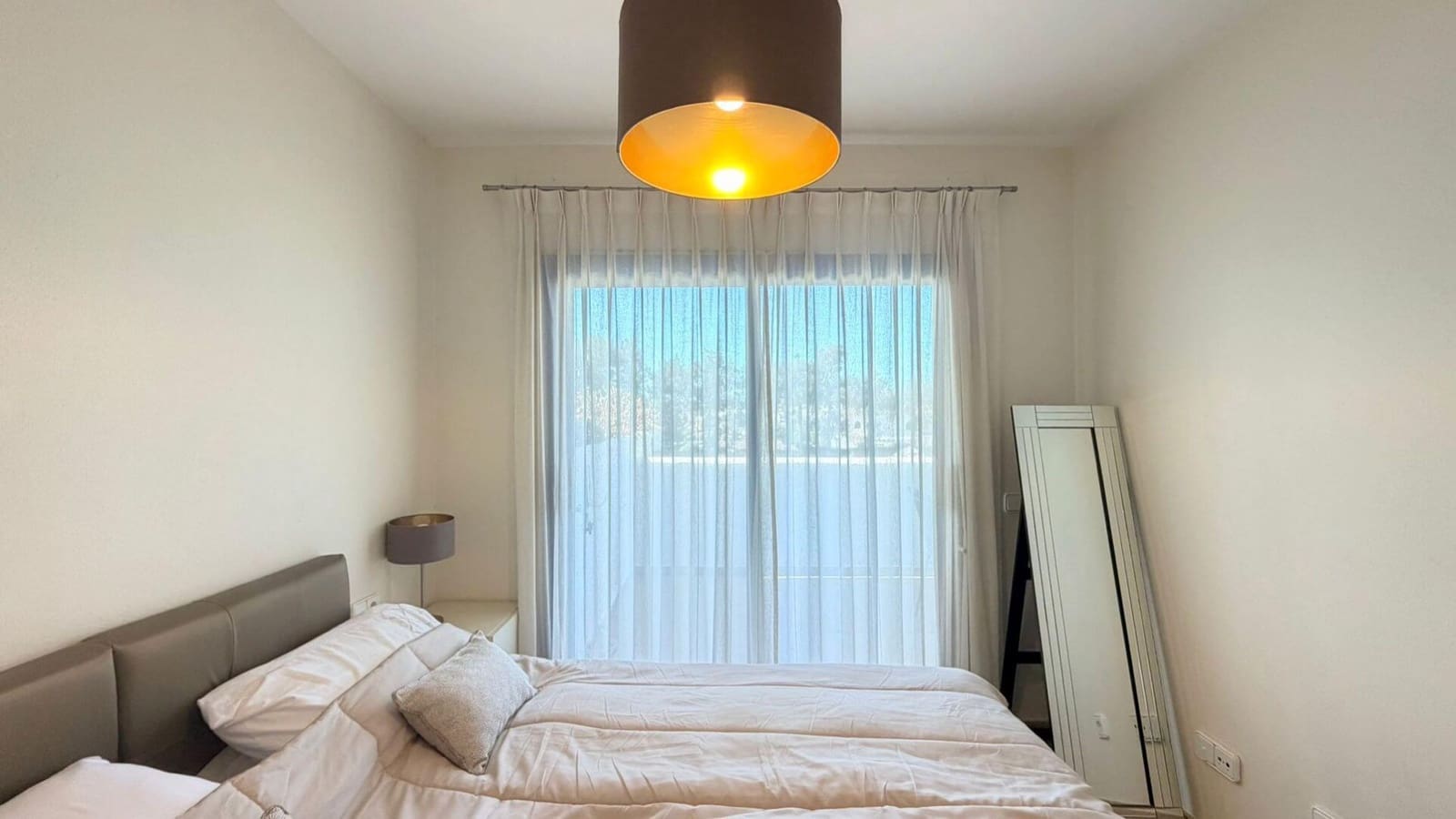 2 sovrum Lägenhet till salu i Manilva med pool garage - 315 000 € (Ref: 10040666)