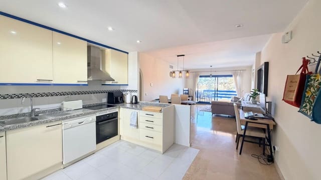 Apartamento de 2 habitaciones en Manilva en venta con piscina garaje - 315.000 € (Ref: 10040666)