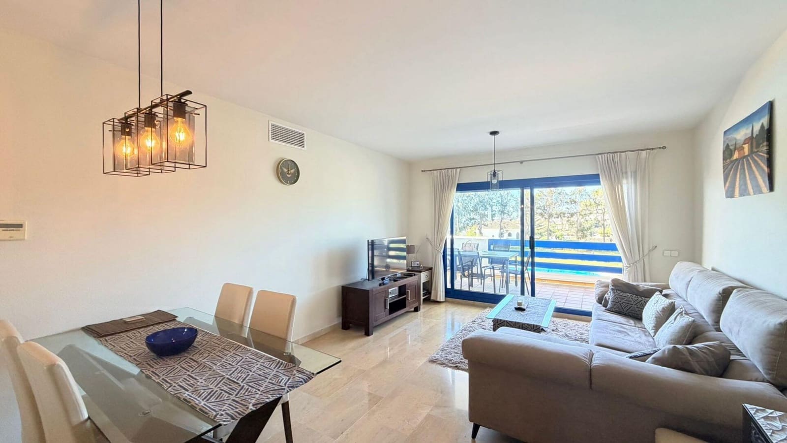 2 sovrum Lägenhet till salu i Manilva med pool garage - 315 000 € (Ref: 10040666)