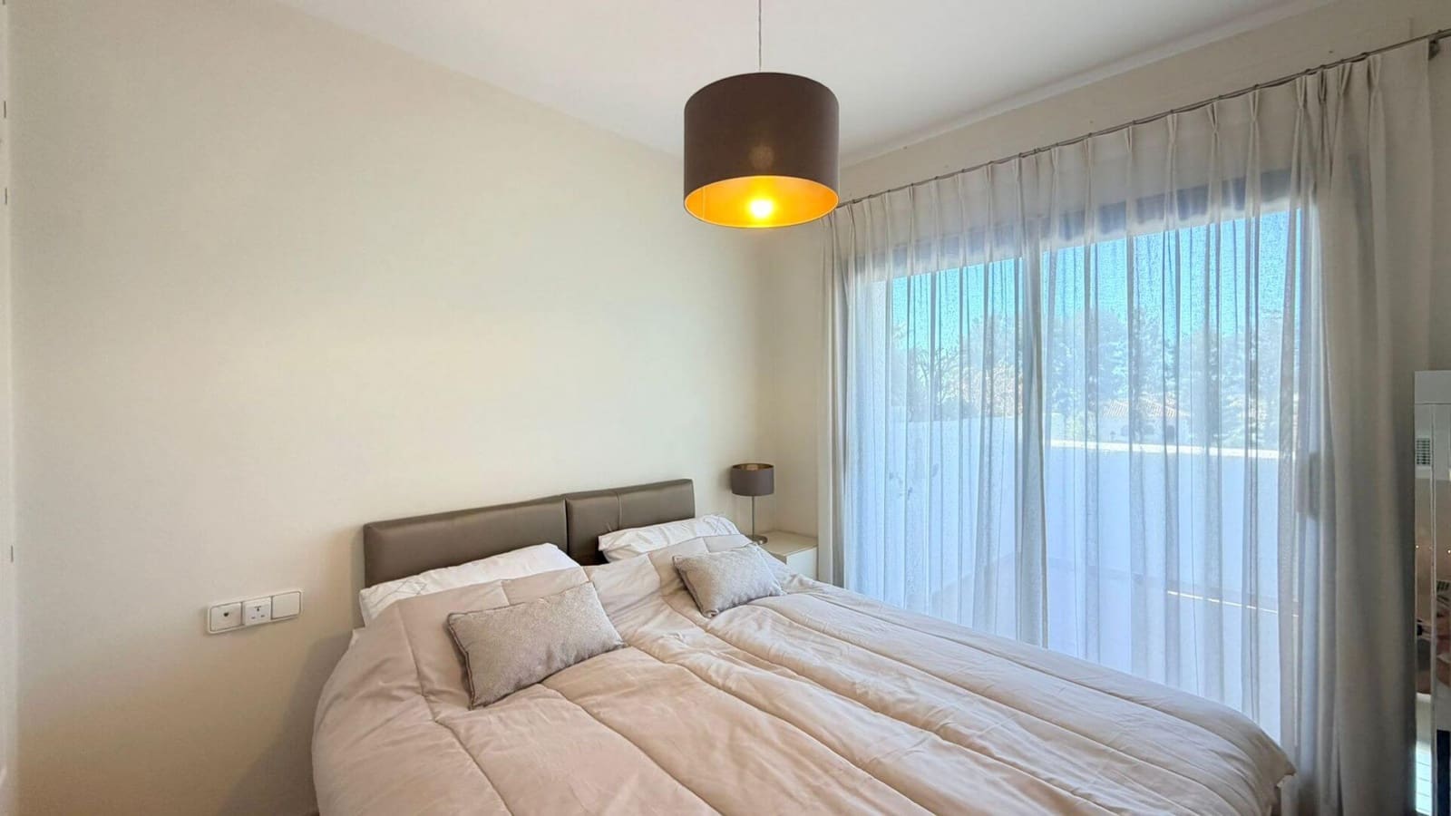2 sovrum Lägenhet till salu i Manilva med pool garage - 315 000 € (Ref: 10040666)