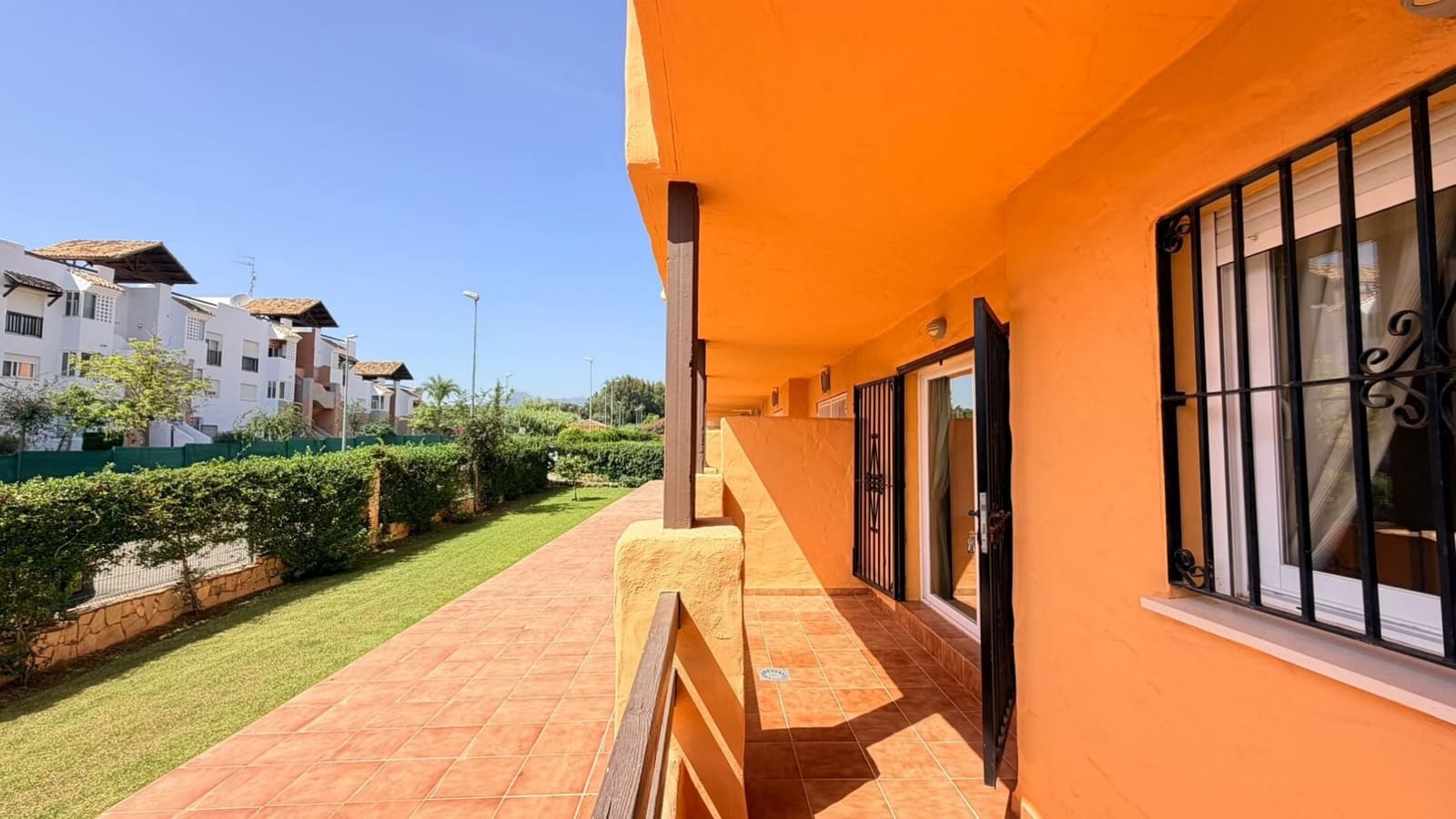 2 bedroom Apartment for sale in Casares with pool garage - € 250,000 (Ref: 10061333)