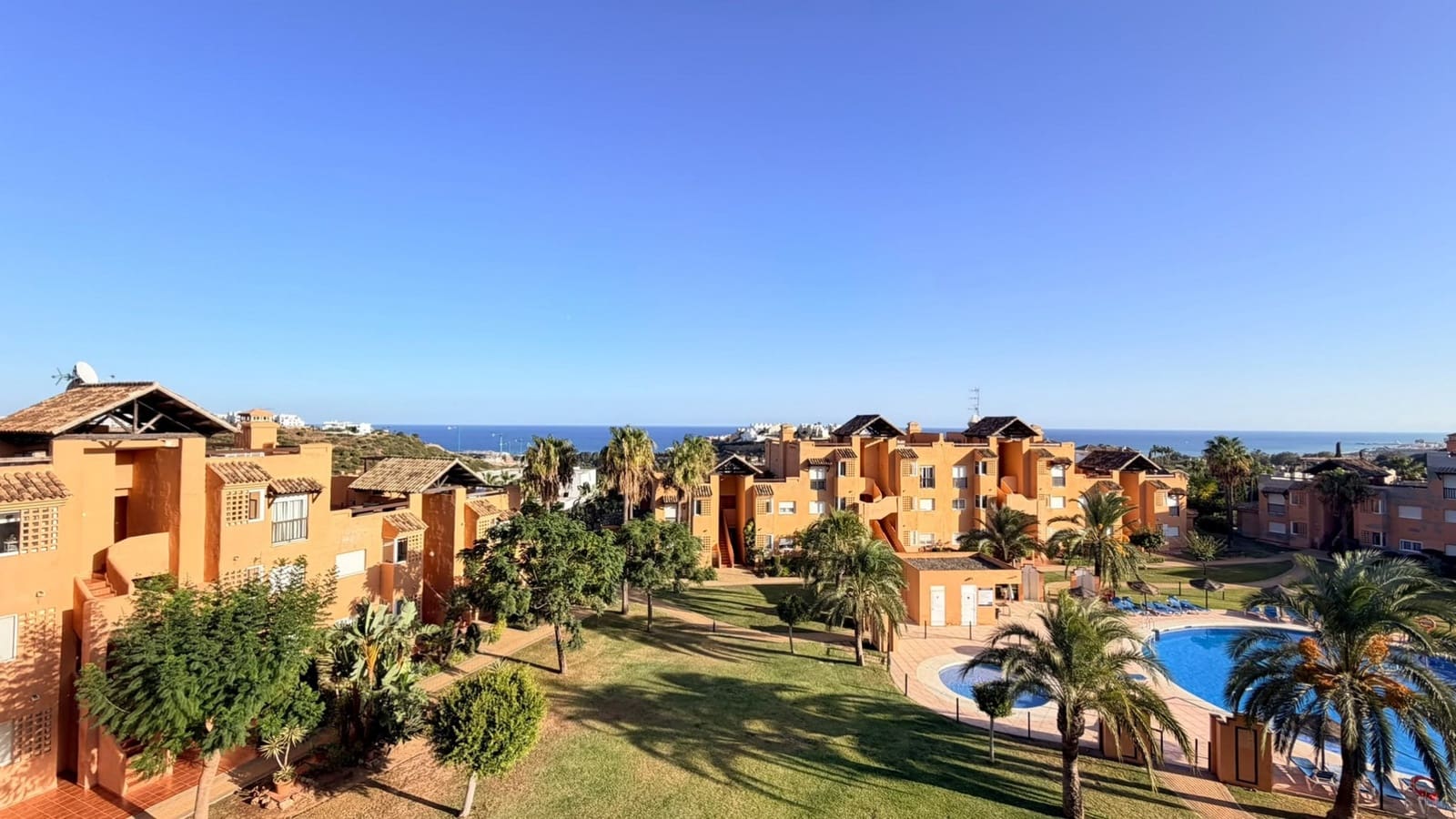 3 slaapkamer Penthouse te koop in Casares met zwembad garage - € 335.000 (Ref: 10099715)