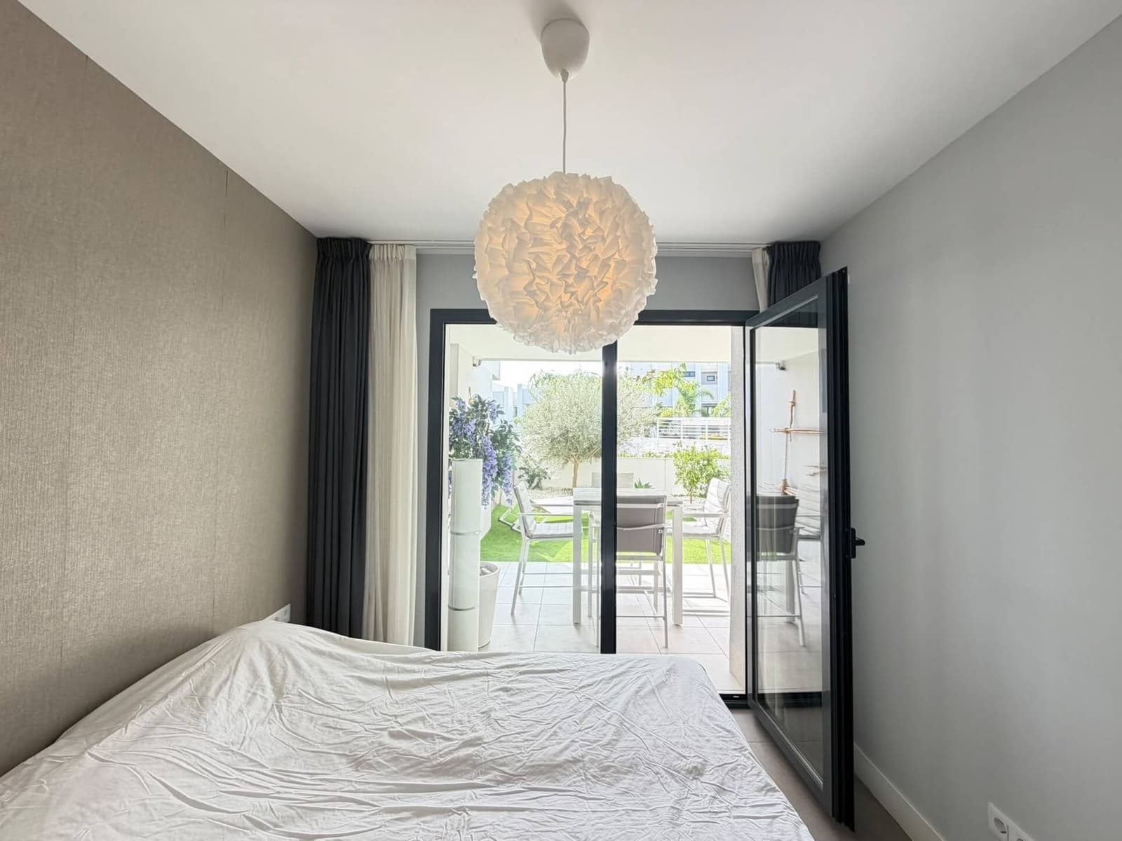 2 bedroom Apartment for sale in Manilva with pool garage - € 469,000 (Ref: 10159088)