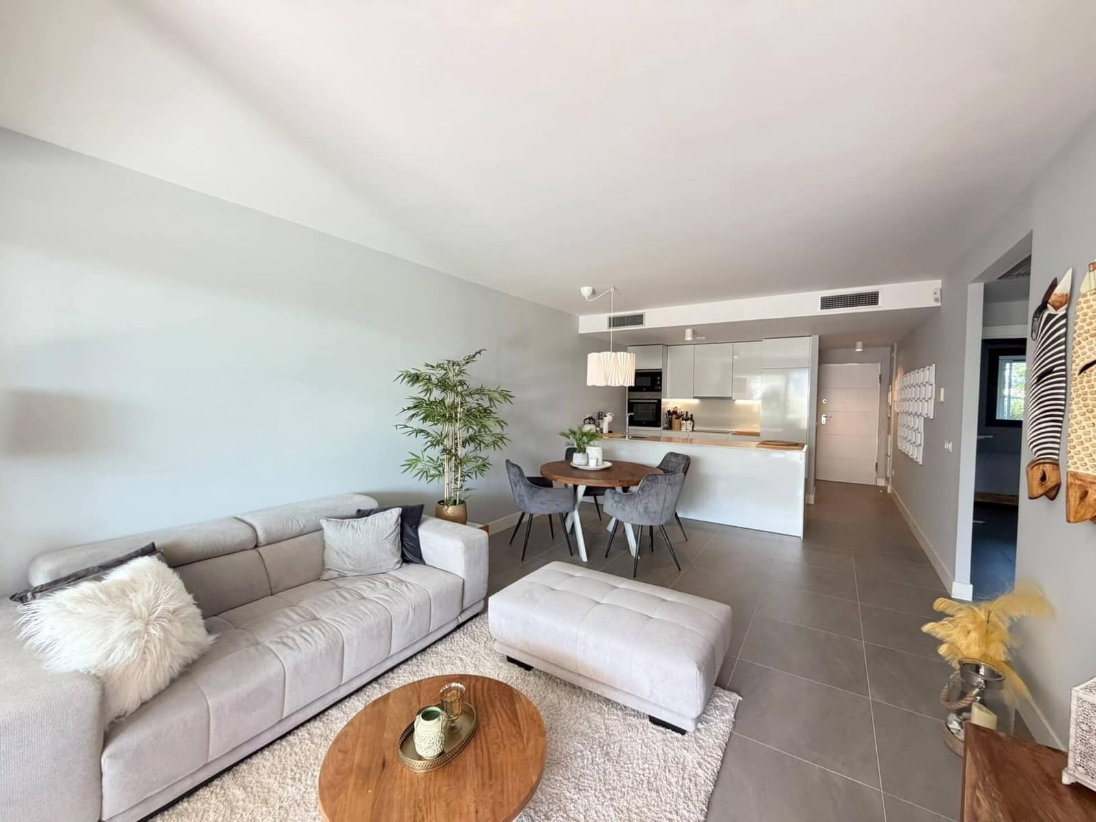 2 bedroom Apartment for sale in Manilva with pool garage - € 469,000 (Ref: 10159088)