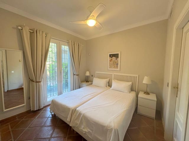 2 soverom Leilighet til salgs i Bahia de Casares, Casares med svømmebasseng garasje - € 499 000 (Ref: 8900641)