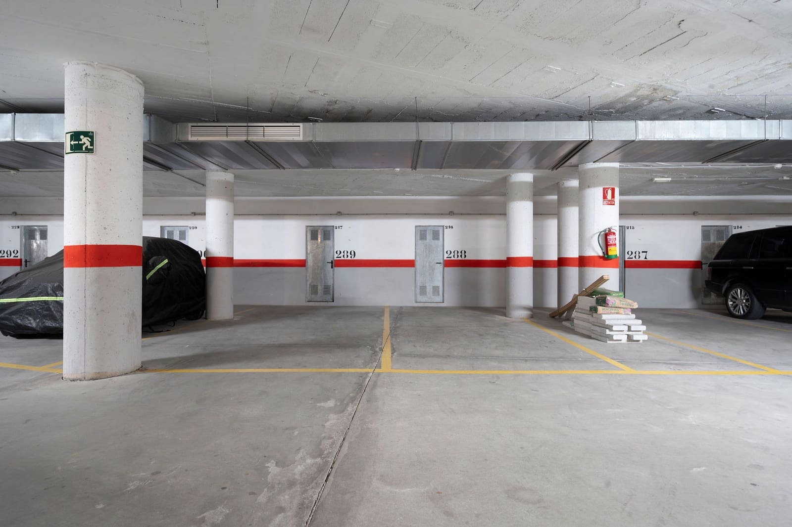 4 soveværelse Penthouse til salg i Estepona med swimmingpool garage - € 1.195.000 (Ref: 8941768)