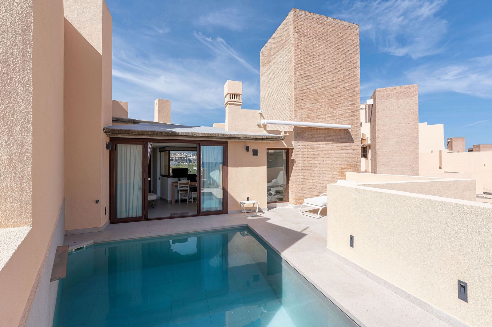 4 soveværelse Penthouse til salg i Estepona med swimmingpool garage - € 1.195.000 (Ref: 8941768)