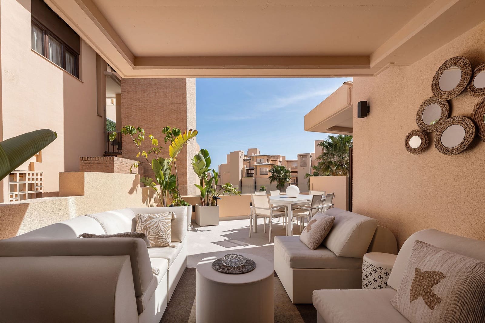 4 soveværelse Penthouse til salg i Estepona med swimmingpool garage - € 1.195.000 (Ref: 8941768)