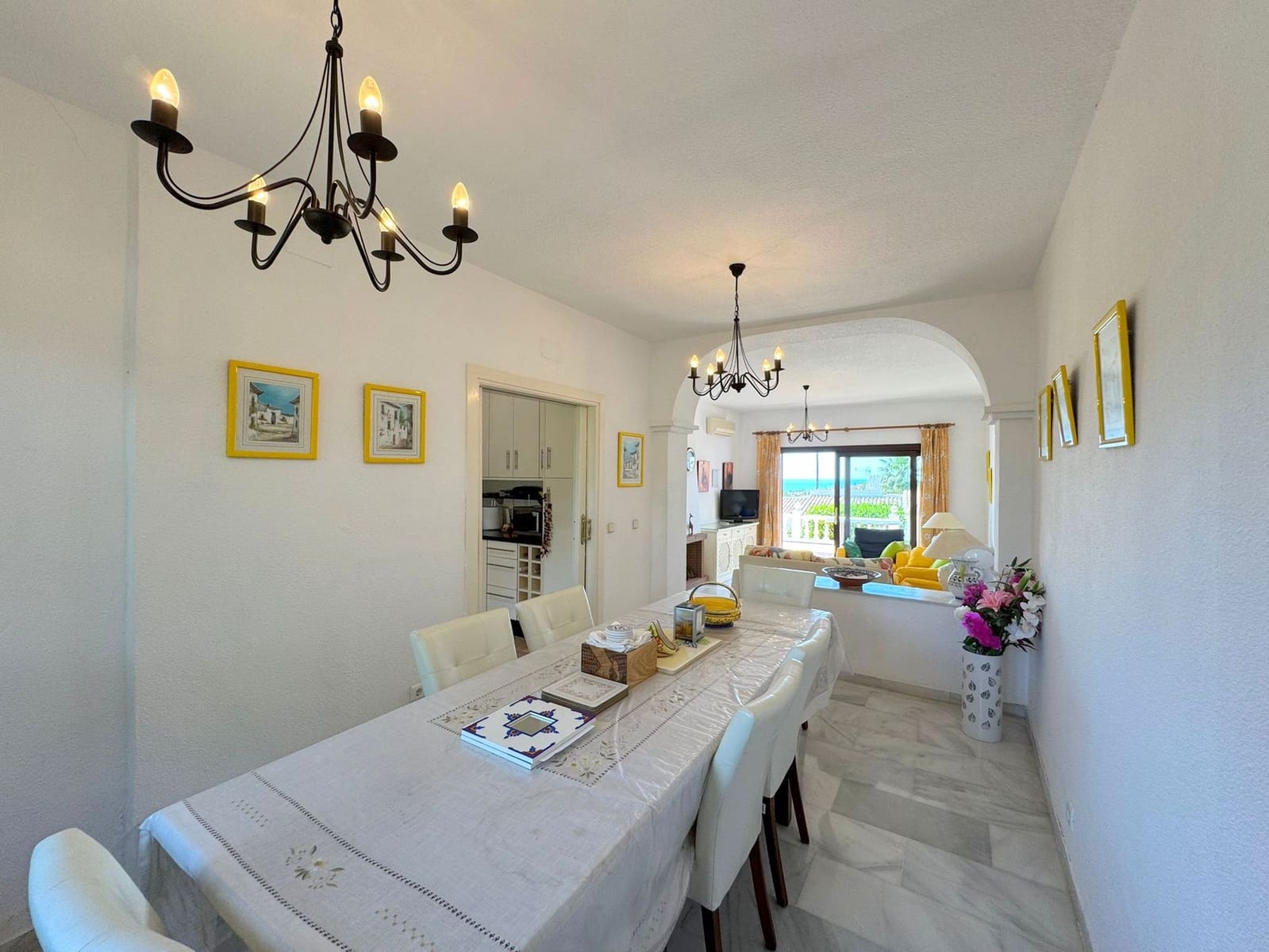 3 sypialnia Dom na sprzedaż w La Duquesa / Puerto de la Duquesa - 495 000 € (Ref: 8982817)