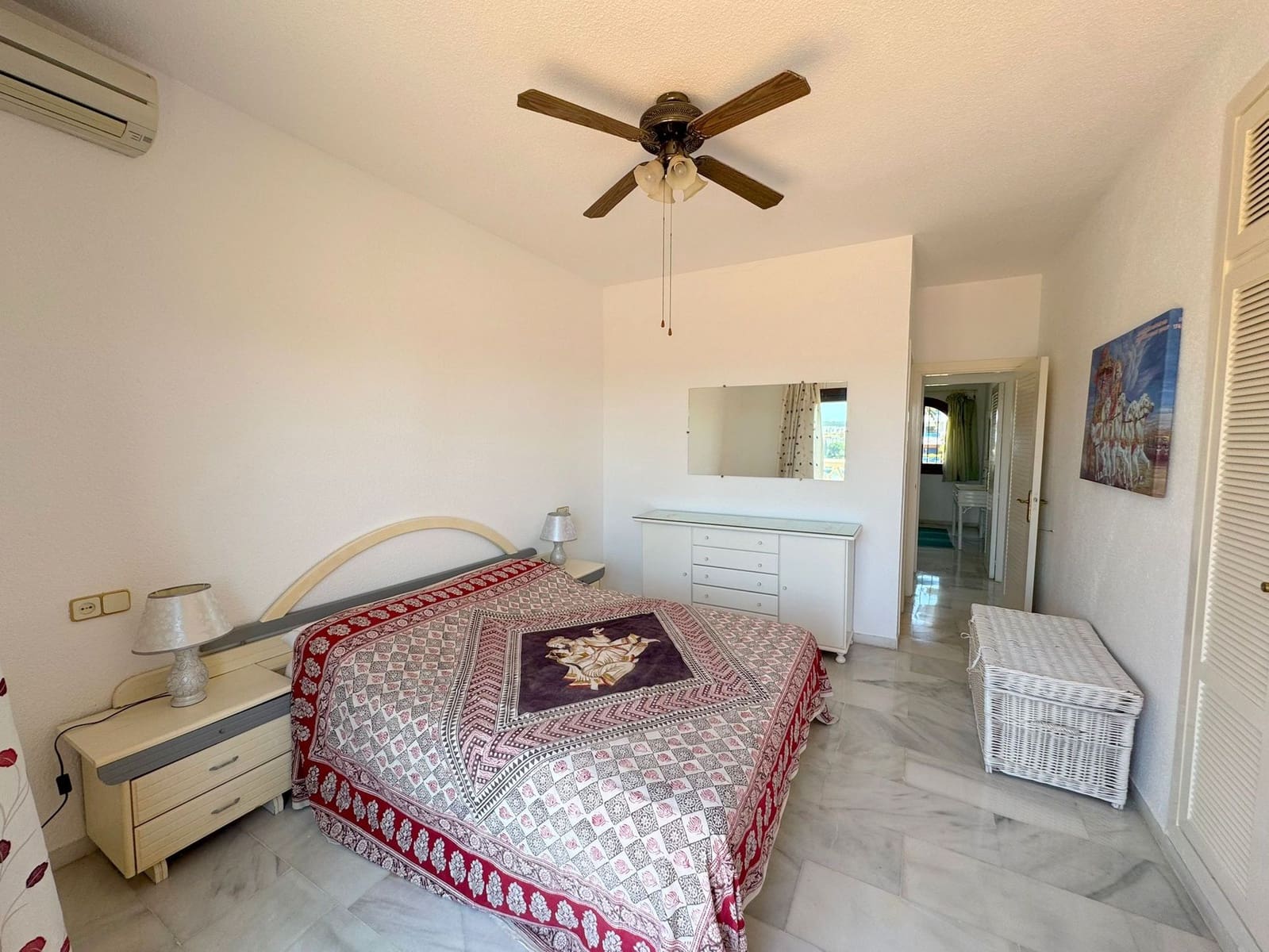 3 sypialnia Dom na sprzedaż w La Duquesa / Puerto de la Duquesa - 495 000 € (Ref: 8982817)