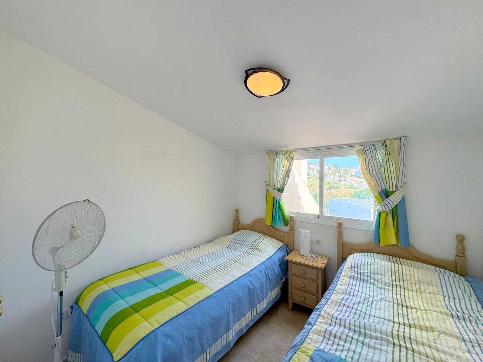 2 camera da letto Attico in vendita in La Duquesa / Puerto de la Duquesa con piscina garage - 225.000 € (Rif: 9113145)